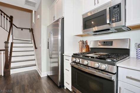 54 Harvest Way Little Falls NJ 07424