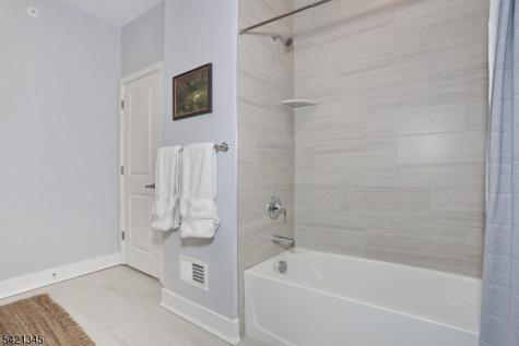 54 Harvest Way Little Falls NJ 07424