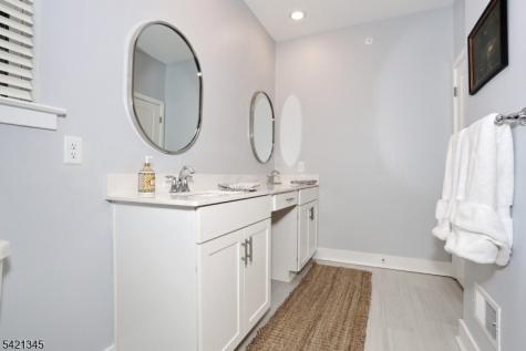 54 Harvest Way Little Falls NJ 07424