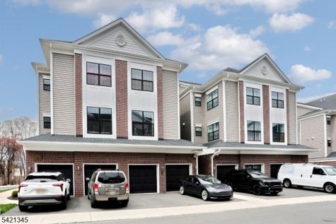 54 Harvest Way Little Falls NJ 07424