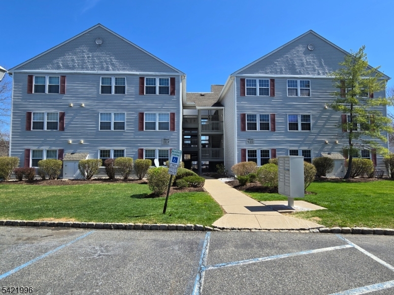 64 Dayton Court Independence NJ 07840
