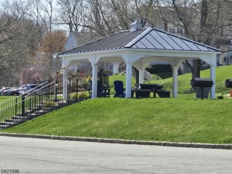 64 Dayton Court Independence NJ 07840