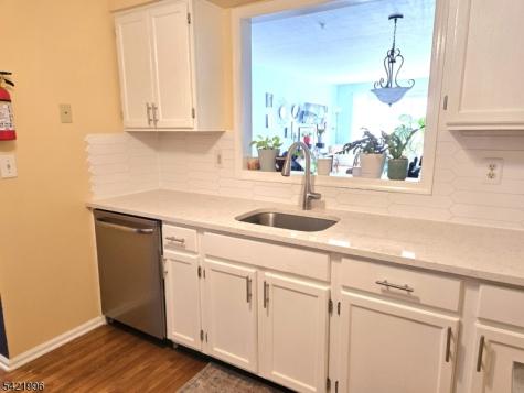 64 Dayton Court Independence NJ 07840