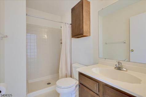 4 Deborah Court Robbinsville NJ 08691