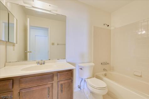 4 Deborah Court Robbinsville NJ 08691