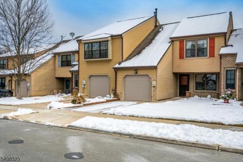 4 Deborah Court Robbinsville NJ 08691