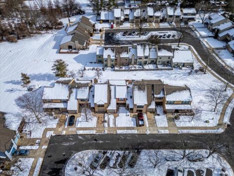 4 Deborah Court Robbinsville NJ 08691