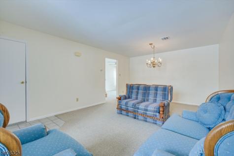 4 Deborah Court Robbinsville NJ 08691