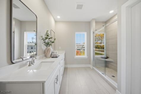 5 Pimlico Place Oakland NJ 07436
