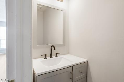 166 Sapphire Lane Franklin NJ 08823