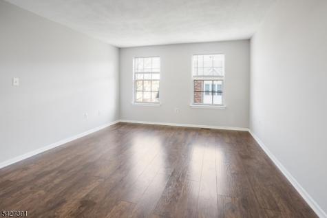 166 Sapphire Lane Franklin NJ 08823