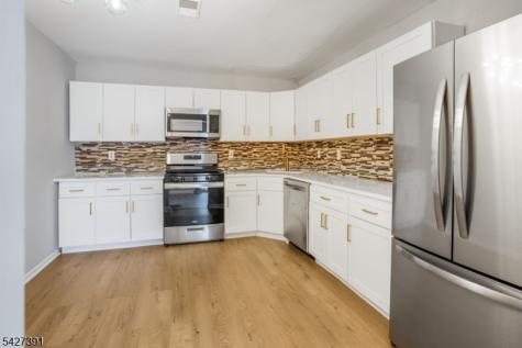 166 Sapphire Lane Franklin NJ 08823