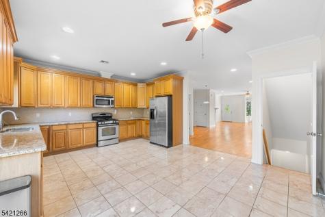 233 5th Street Fairview NJ 07022