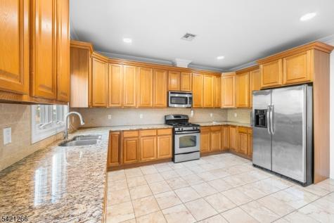 233 5th Street Fairview NJ 07022