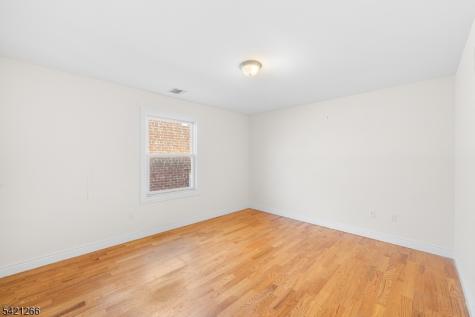 233 5th Street Fairview NJ 07022