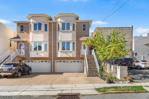 233 5th Street Fairview NJ 07022