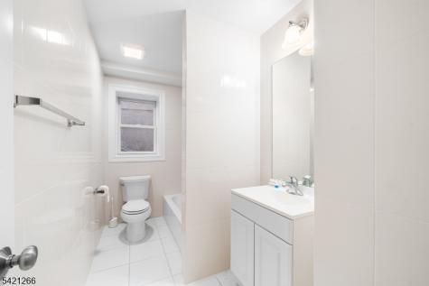 233 5th Street Fairview NJ 07022