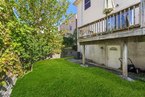 233 5th Street Fairview NJ 07022
