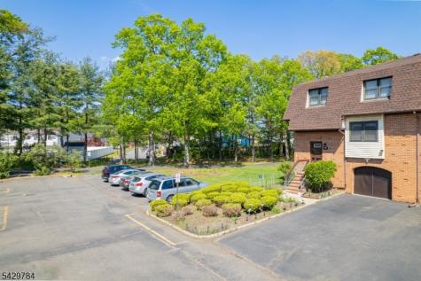 1401 N Oaks Boulevard North Brunswick NJ 08902