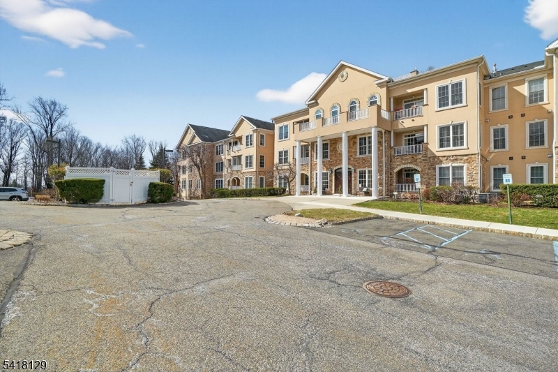 2205 Clinton Lane Rockaway NJ 07866
