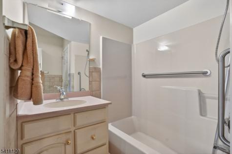 2205 Clinton Lane Rockaway NJ 07866