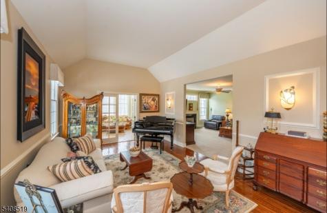 66 Briar Court Hardyston NJ 07419