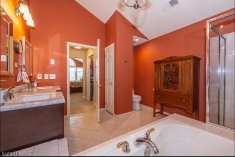 66 Briar Court Hardyston NJ 07419
