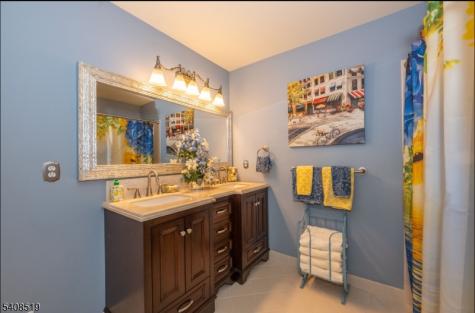 66 Briar Court Hardyston NJ 07419