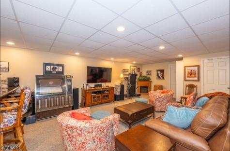66 Briar Court Hardyston NJ 07419