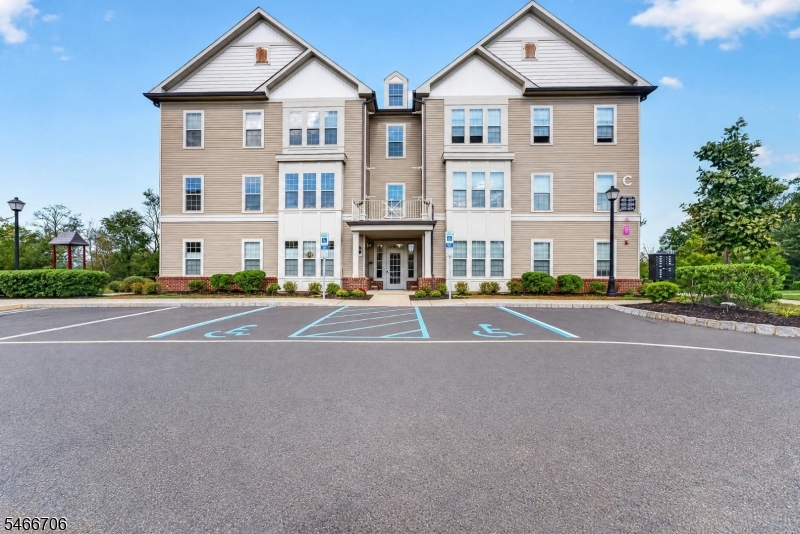 504 Altra Road Raritan NJ 08822