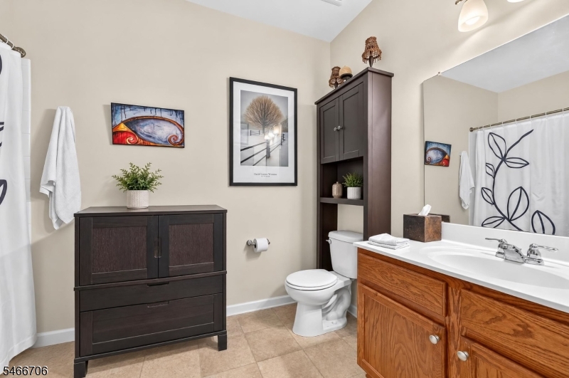 504 Altra Road Raritan NJ 08822