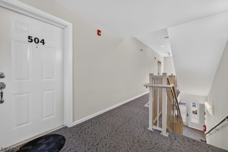 504 Altra Road Raritan NJ 08822