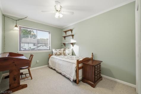 10 Oriole Terrace Hampton NJ 07860