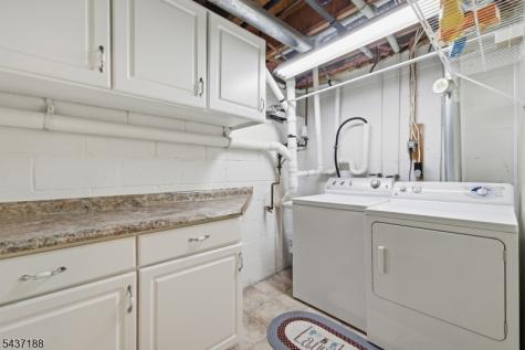 10 Oriole Terrace Hampton NJ 07860
