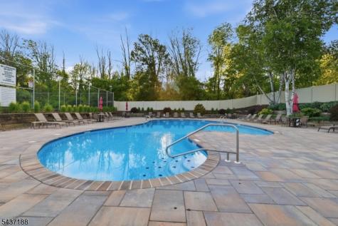 10 Oriole Terrace Hampton NJ 07860