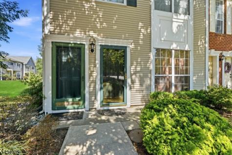 62 Gregory Lane Franklin NJ 08823