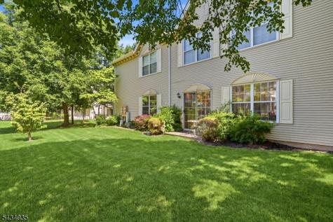 62 Gregory Lane Franklin NJ 08823
