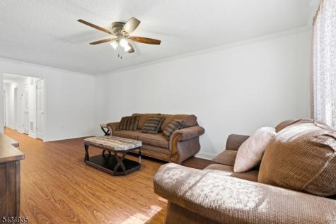 62 Gregory Lane Franklin NJ 08823