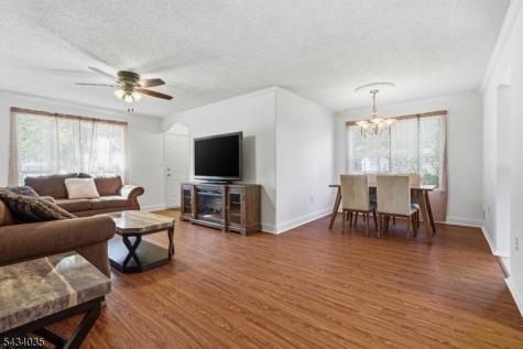62 Gregory Lane Franklin NJ 08823
