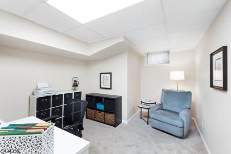15 Saint Andrews Lane Clinton NJ 08801