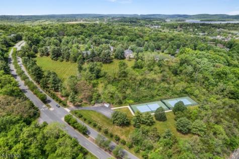 15 Saint Andrews Lane Clinton NJ 08801