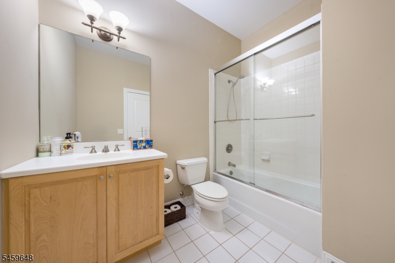 1403 Town Center Way Livingston NJ 07039