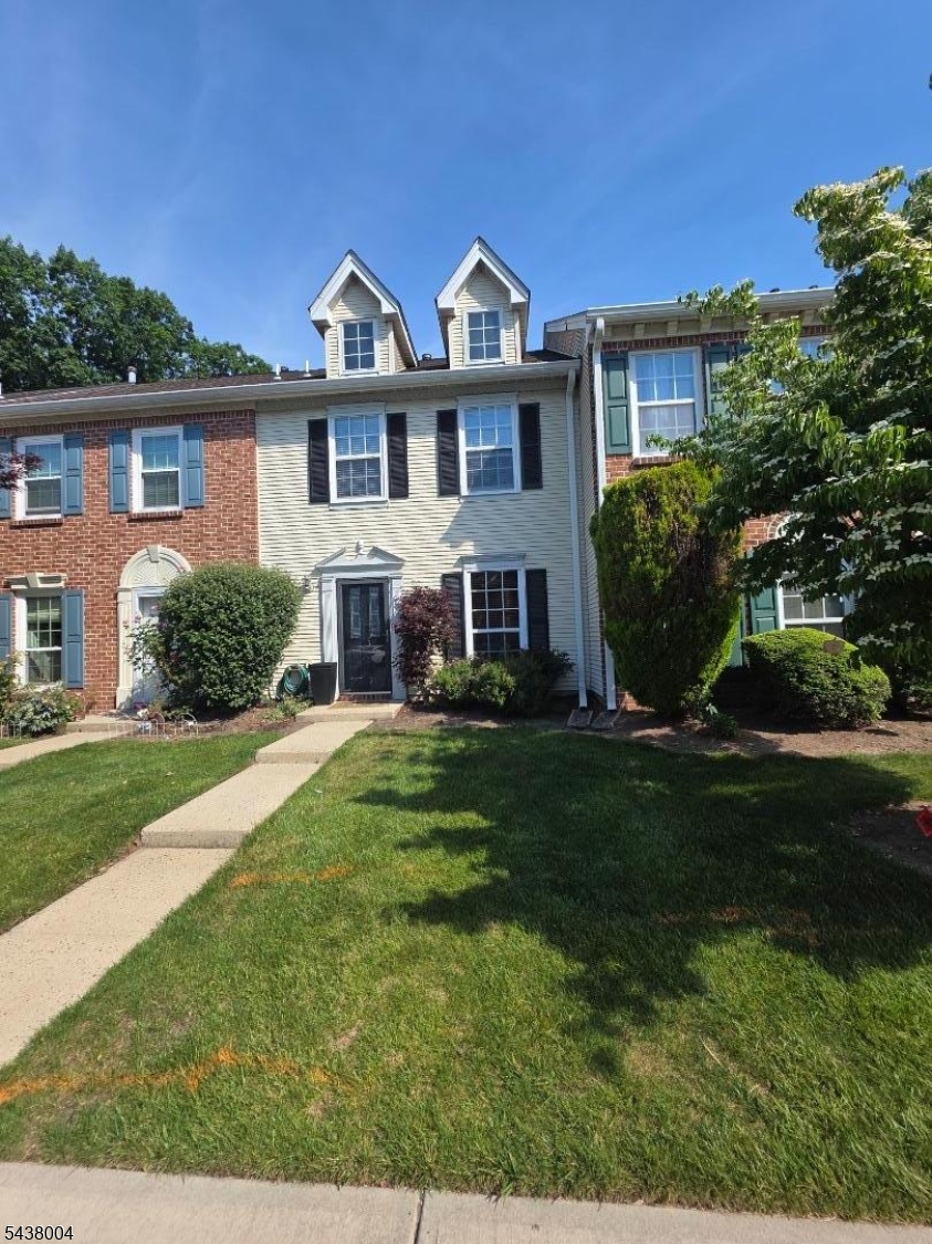 207 Lindsey Court Franklin NJ 08823