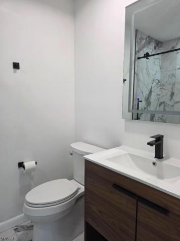 207 Lindsey Court Franklin NJ 08823