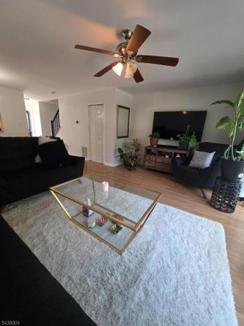 207 Lindsey Court Franklin NJ 08823