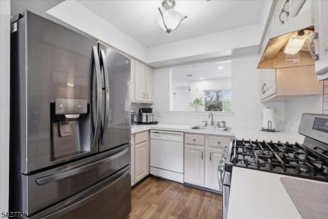 52 Cambridge Oxford NJ 07863