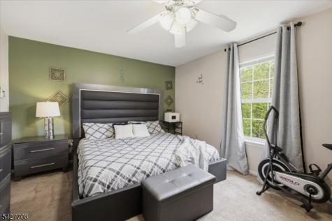 52 Cambridge Oxford NJ 07863