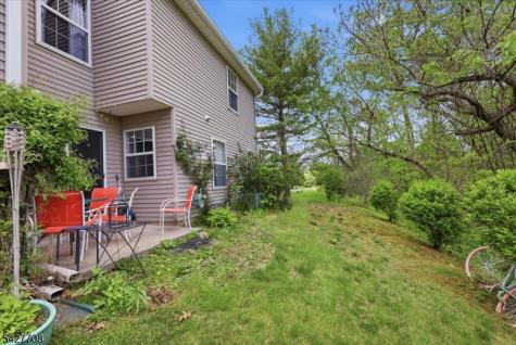 52 Cambridge Oxford NJ 07863