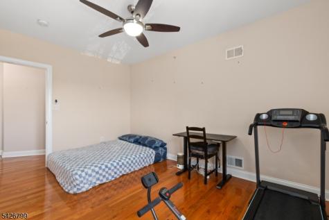 43 Manchester Court Kinnelon NJ 07405