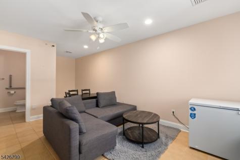 43 Manchester Court Kinnelon NJ 07405